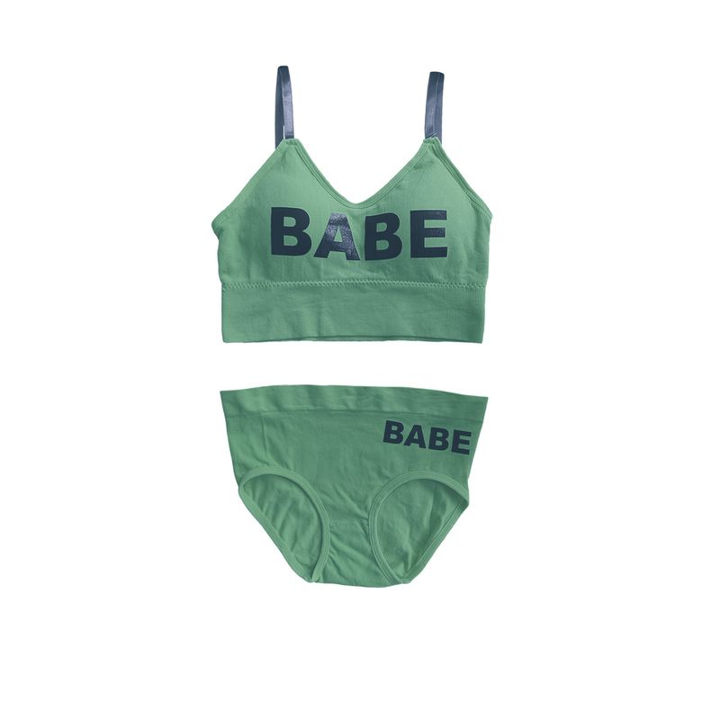 ست نیم تنه و شورت ورزشی زنانه  مدل sa babe